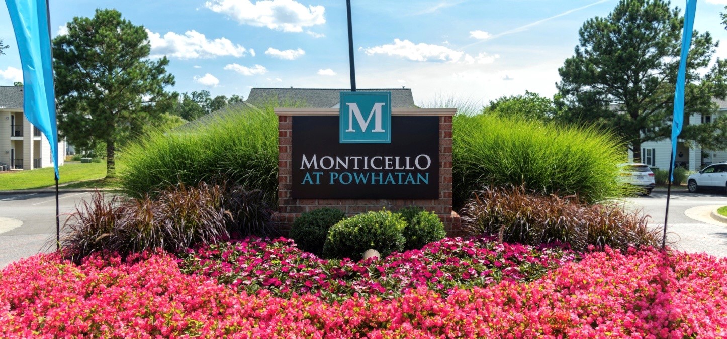 NEW Monticello at Powhatan resort style pool.